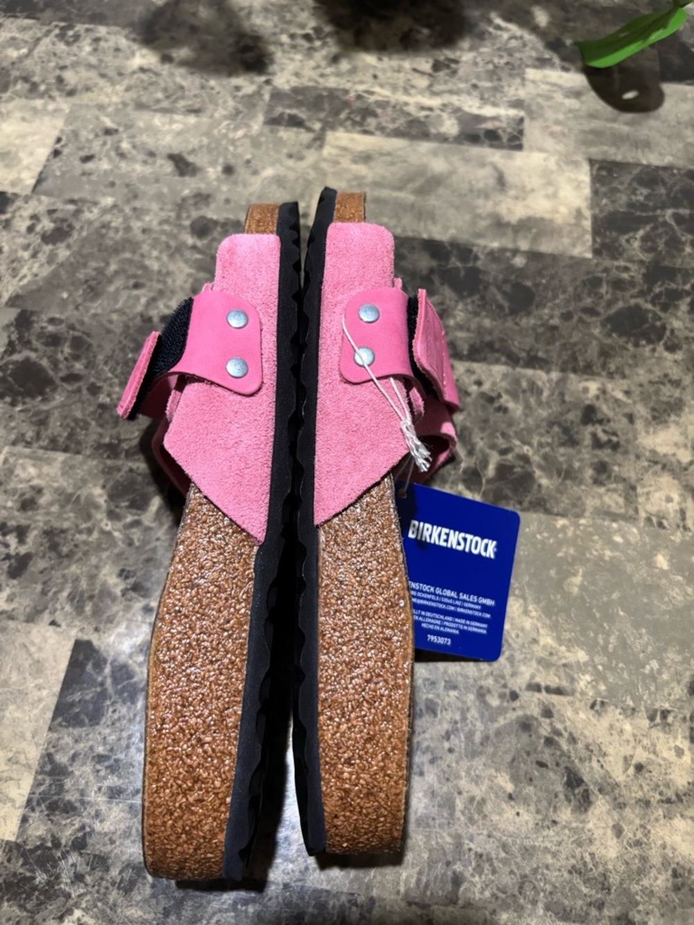Birkenstock Oita  Pink Suede Single-Strap Slide Sandals - Picture 9 of 9